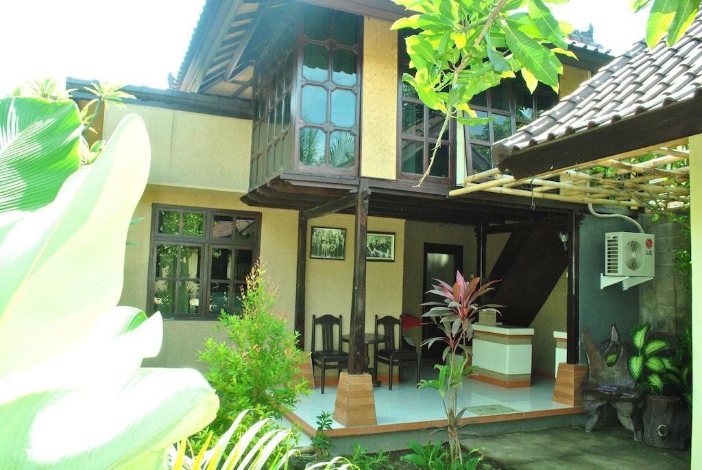 Giri Sari Guest House Pemuteran Eksteriør billede